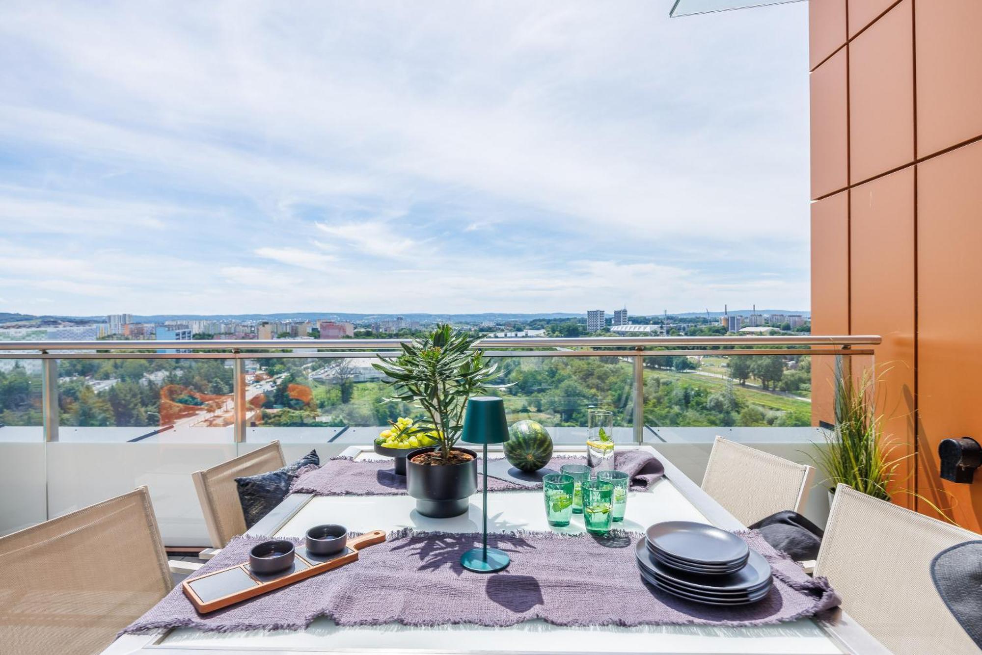 Emihouse Riverside Premium Apartments & Free Parking เชชูฟ ภายนอก รูปภาพ